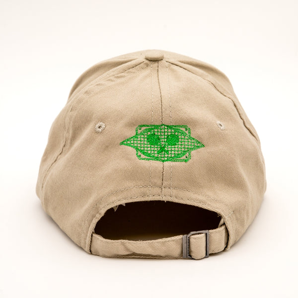 Casquette beige MCB édition Tennis Club, de dos avec broderie à l'arrière sur fond blanc